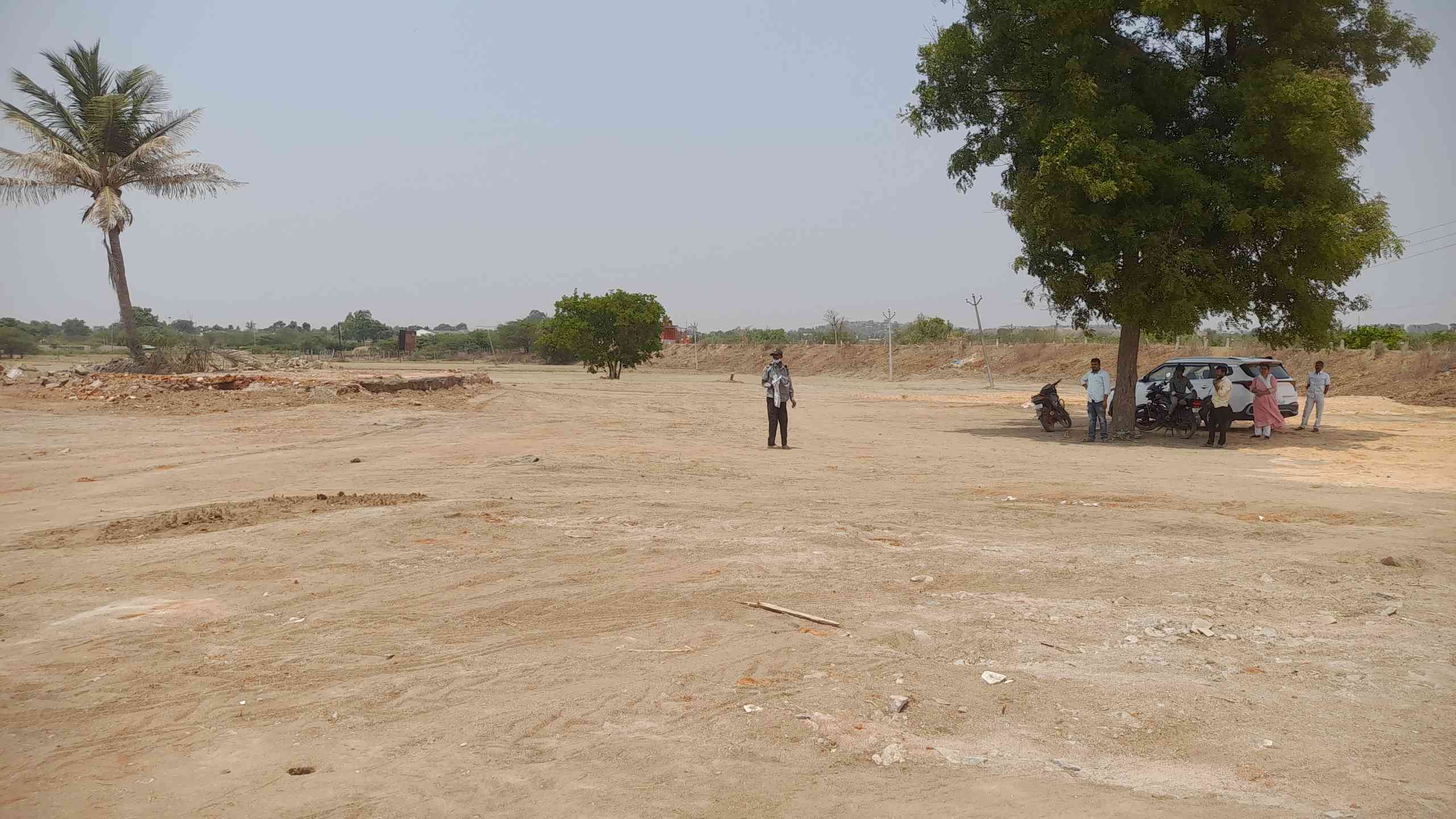 EESHANYA COUNTY